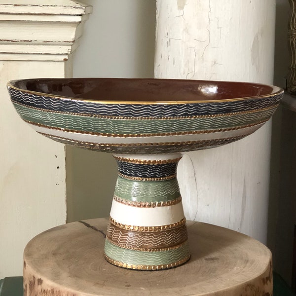 Beautiful Bitossi Sgraffito Technique Compote Bowl from the Seta Collection by Aldo Londi in matte muted earth tones.