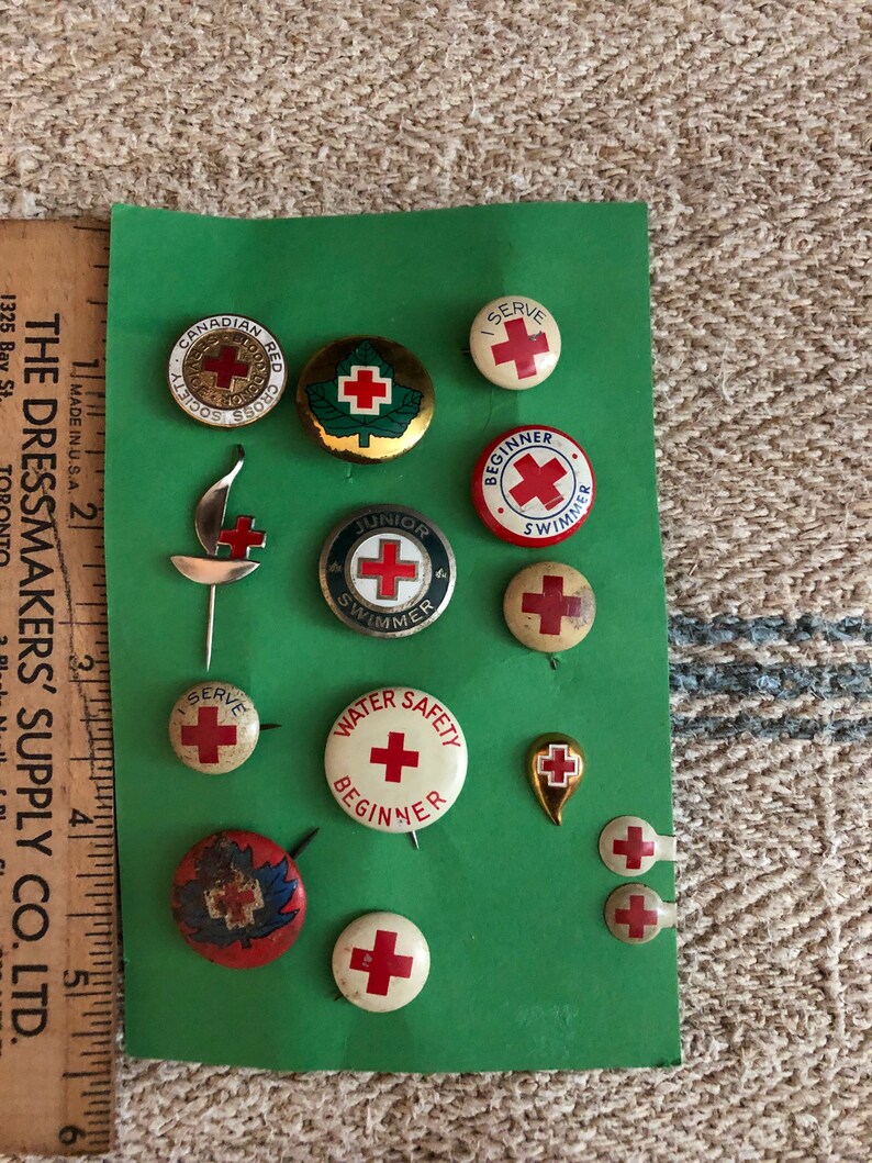 Set Of 14 Vintage Red Cross Pins 12 Pins And 2 Bending Clips Etsy Set Of 14 Vintage Red Cross Pins 12 Pins And 2 Bending Clips Etsy