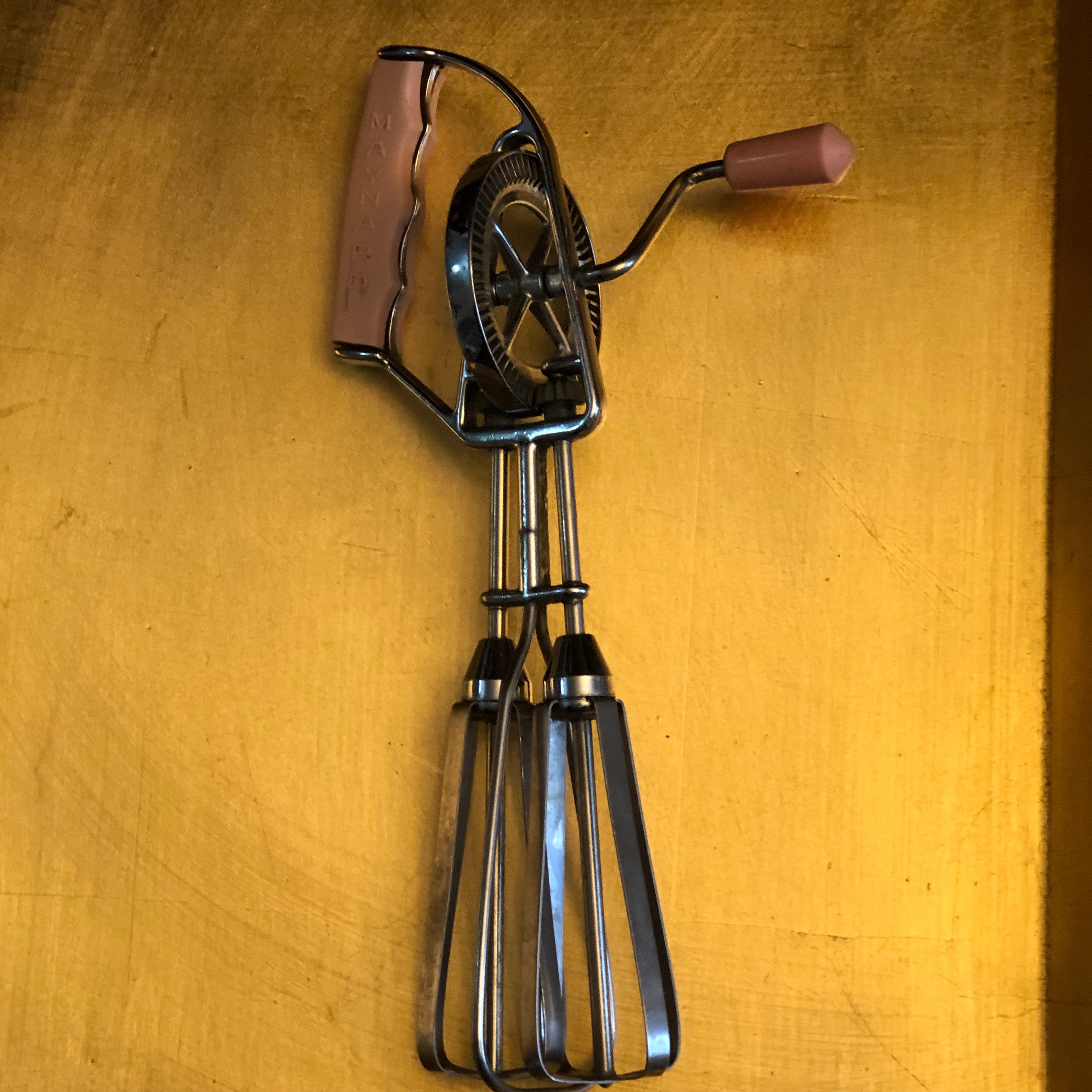 Vintage Maynards Mechanical Hand Mixer With Pink Plastic Etsy
