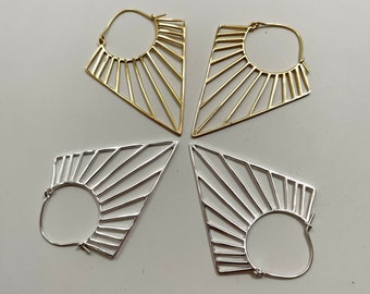 Boucles d'oreilles tribales modernes triangle Sun Ray