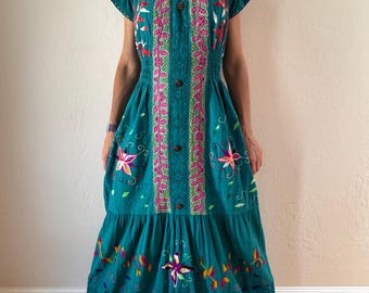Shipibo Teal Green Cotton Dress Hand Embroidered Icaros de Ajo Sacha Kené Ceremony