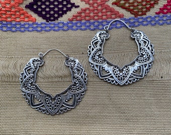 Lace Flattened Hoop Earrings in Silver