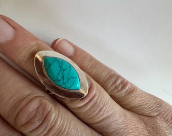 Turquoise Sterling Silver Ring size 6