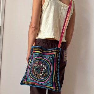 Shipibo Handwoven Icaros Medicine Purse Shoulder Bag