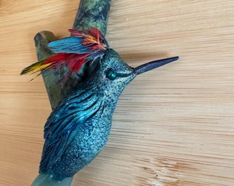 Kuripe Hummingbird Serpentine Stone Rapé Pipe with Green Quartz