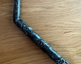 Tepi Carved Snake Serpentine Stone from Peru for Rapé