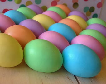 Dollhouse Miniature Dying Easter Eggs 4 cups w// dye 2 dish eggs paper 1:12 scale
