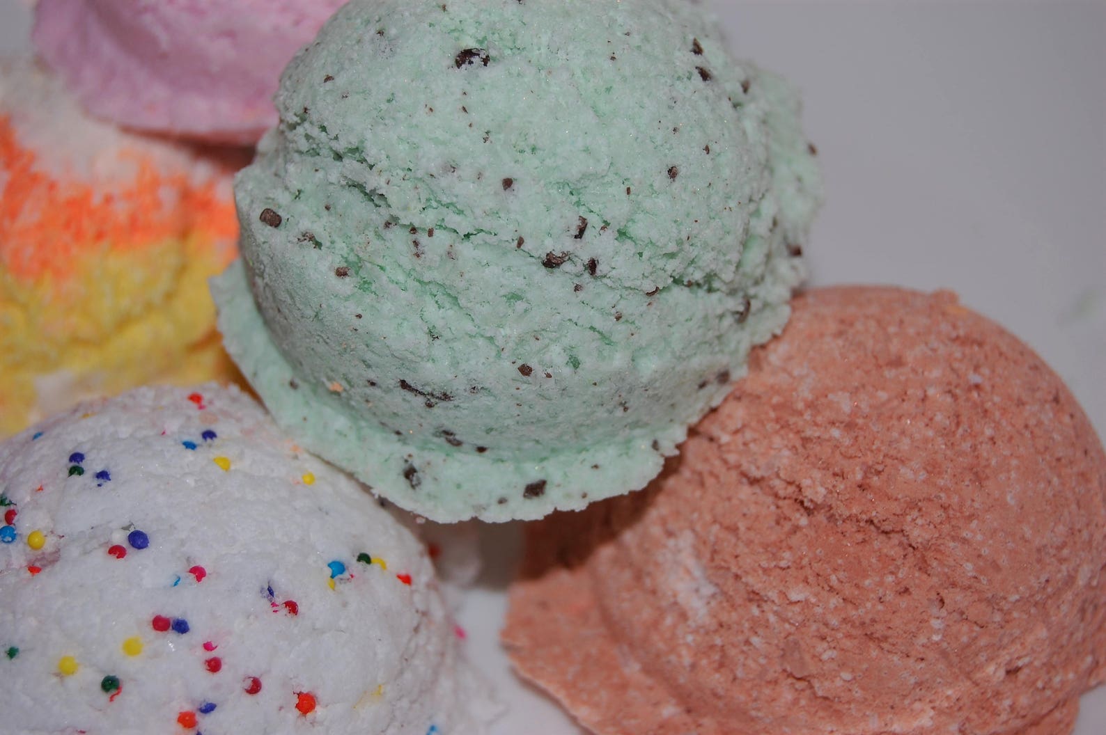 Ice Cream Scoop Bath Bomb Spring Bath Bomb Summer Bath Bomb Etsy