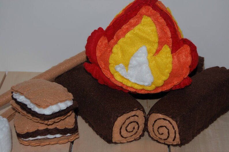 Kids Toys Felt Campfire Set Felt Food Valentines Toy Gift for Kids Felt Play Food Valentines Gift Valentine/'s Day Pretend Play