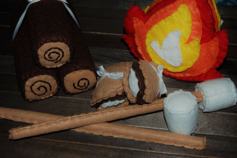 Kids Toys Felt Campfire Set Felt Food Valentines Toy Gift for Kids Felt Play Food Valentines Gift Valentine/'s Day Pretend Play