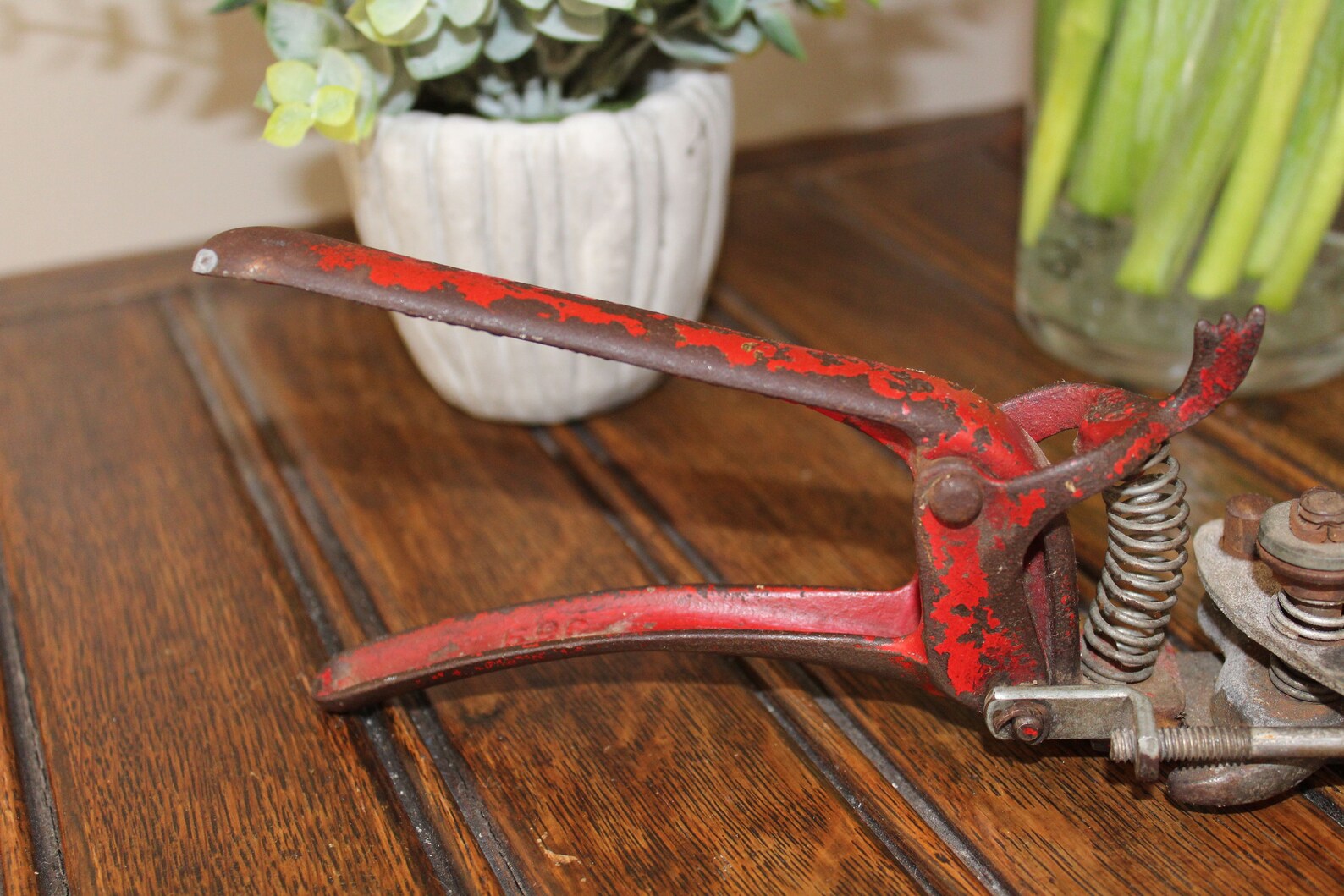 Vintage Trimmers Hedge Clippers Smaller Red Handles Garden Etsy
