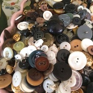 Mixed Assorted Vintage Buttons 8 oz. Grab Bag Vintage Buttons image 2