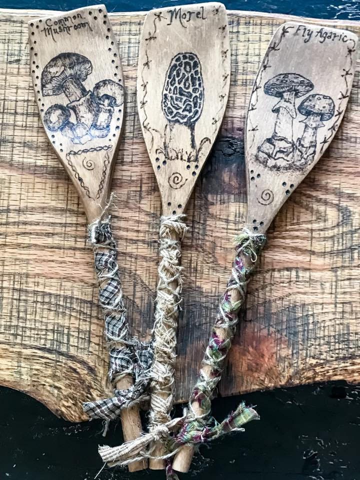 Wood Burned Mushroom Kitchen Spatula Primitive Kitchen Witch Decor Wood Burned Kitchen Decoration Wood Burned Decoration Prim Rustic Decor