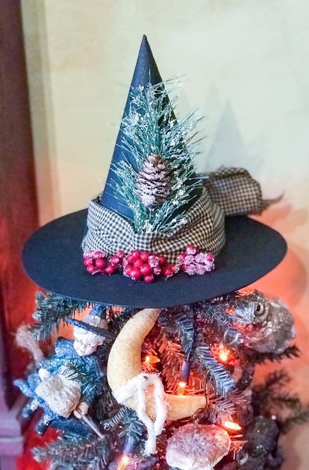 Witch hat tree topper Outlet