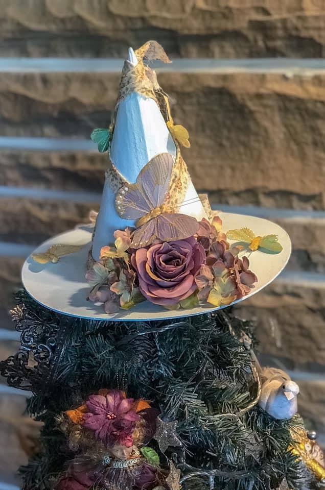 Summer Tree Topper, Black Hat Society,Primitive Witch Hat with Flowers ...
