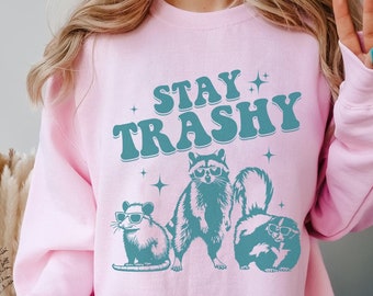 Camisa de mapache Stay Trashy | Camisa divertida de mapache | Camisa Meme mapache | Camisa amante de los animales | Camisa de panda de basura