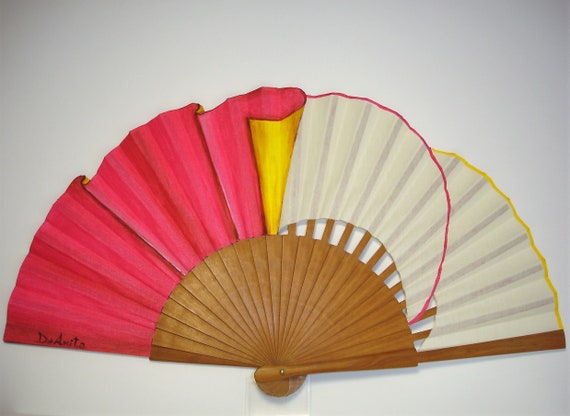 Spanish fan//hand-painted fan//flamenco fan//wood fanFlamenco passion