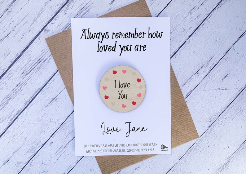 I Love You token Birthday Gift Personalised birthday Present DD2323 Wooden Token Pocket Hug