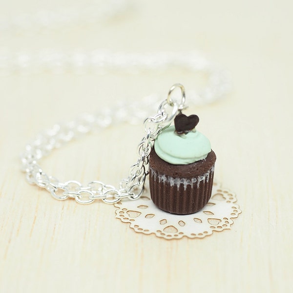 Chocolate Mint Miniature Polymer Clay Cupcake Charm Pendentif Collier * Faux Food Jewelry * Cute Small Cake Accessories *