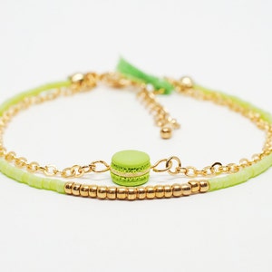 Pistagegrönt miniatyrmakaroner flerskiktade pärlhalsband i boho-guld * Polymerlera smycken * Färgglada söta miniatyrsmycken i presenter