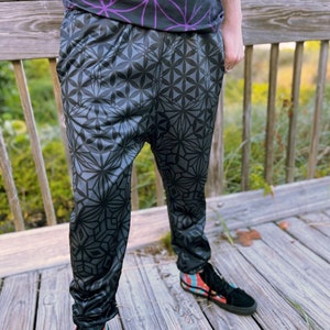 Tessellating Smoke Style Fractals Joggers: Streetwear, Music Festival, Psychedelic, Trippy Joggers, Festival Pants, Rave Wear, Sweatpants