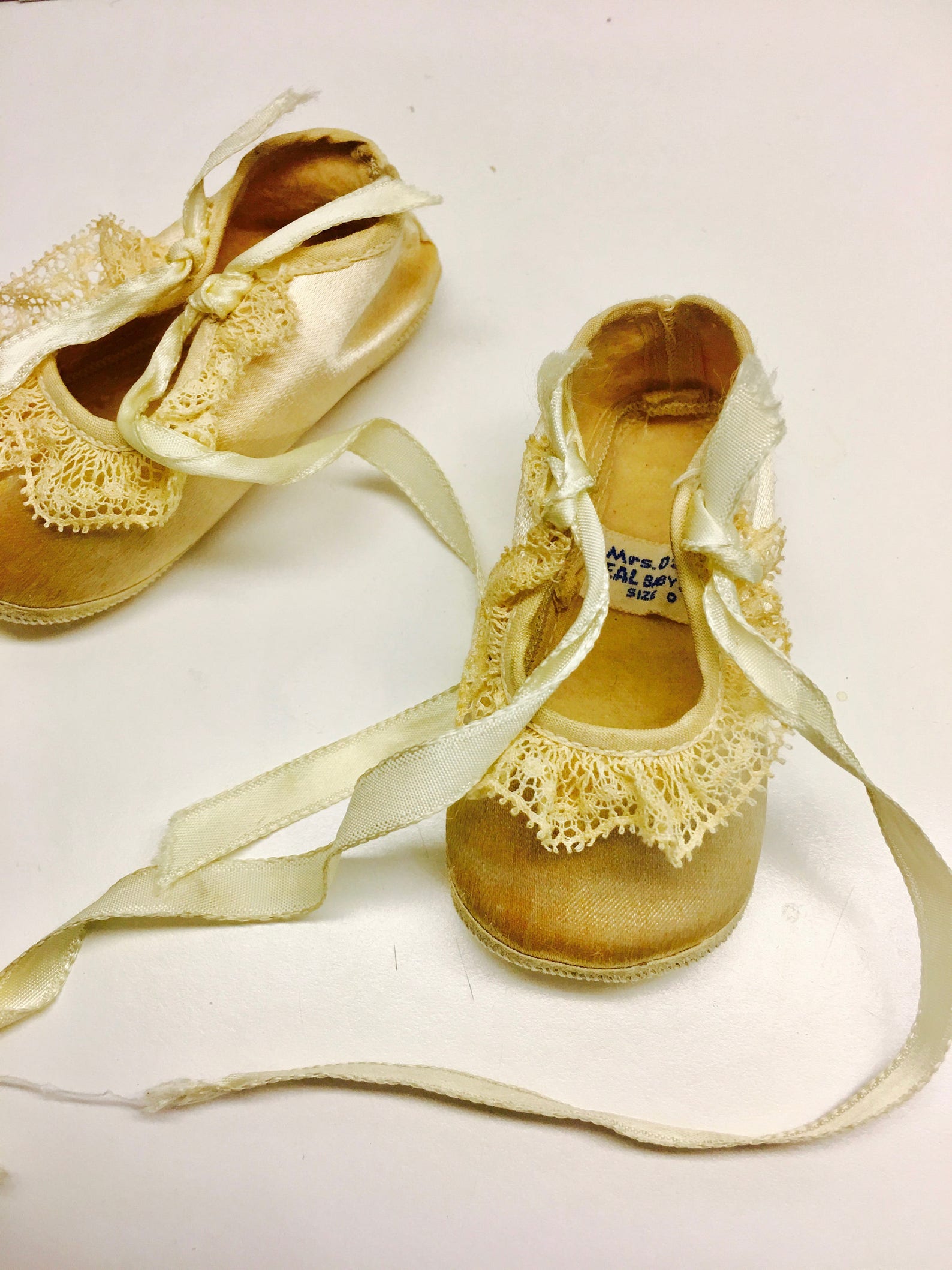 vintage satin baby or doll ballet slippers - mrs day's ideal baby shoe, decoration or gift, size 0