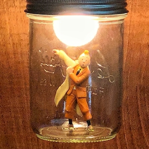 Pot de lumiére Tintin fabriqué à la main pour vous, avec des matériaux recyclés
