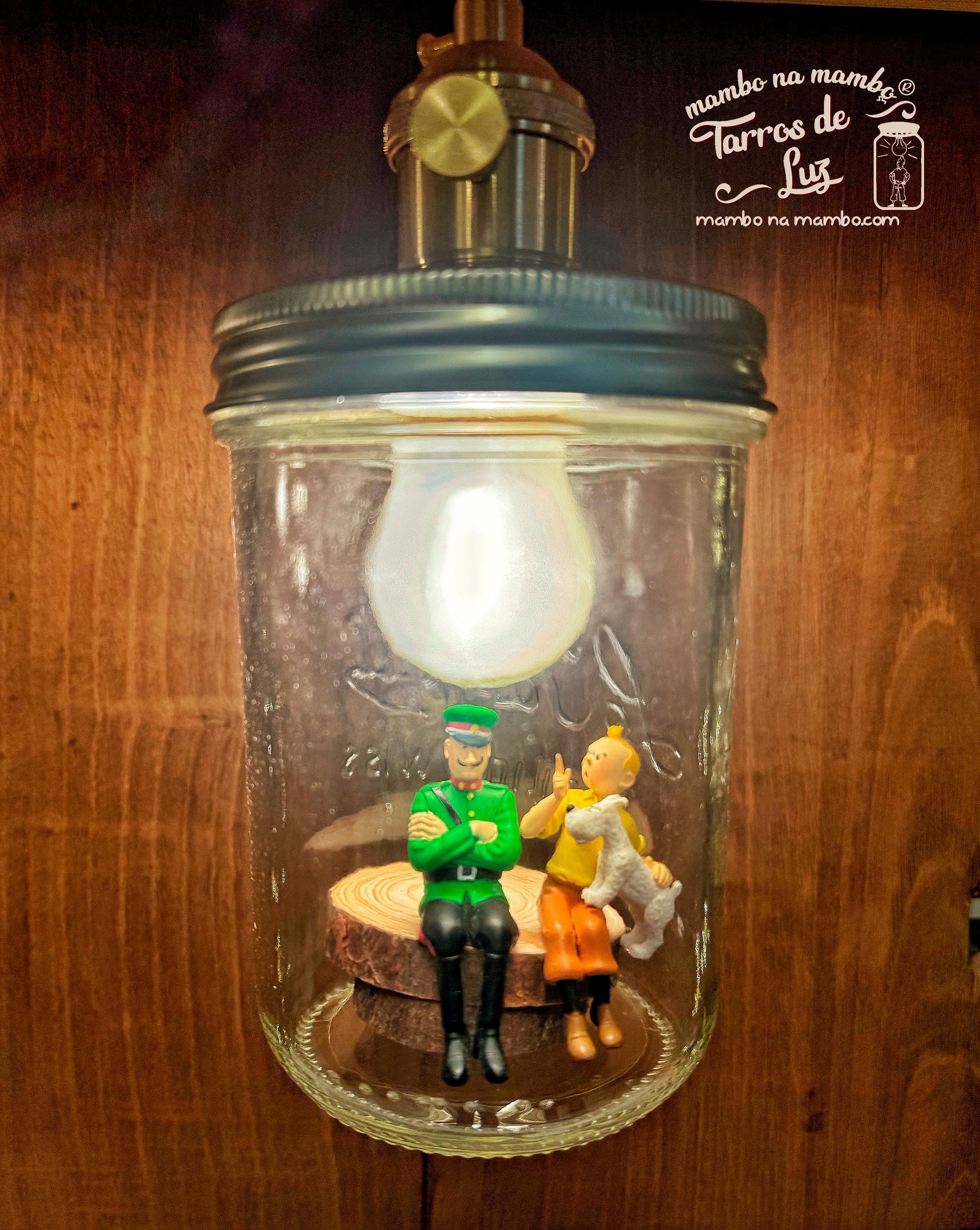 Tintin arguing light jar handmade for you, with recycled materials