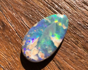 Opal, 11ct Black Opal from Lightning Ridge Australia