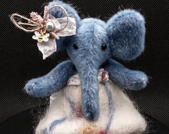 LILLY Ellie-Flumpie my new miniature blue elephant