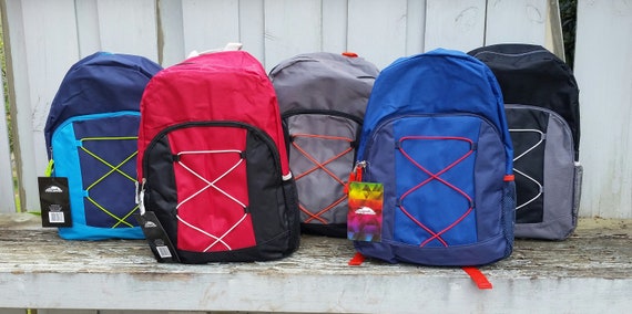 Case-it Backpack w/ Bungee Cord Detail Case-it Backpack w/ Bungee Cord Detail