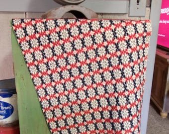 Antique Overshot Coverlet Cloth Piece, Red White Blue, Primitive Runner (18 x 34 inches)