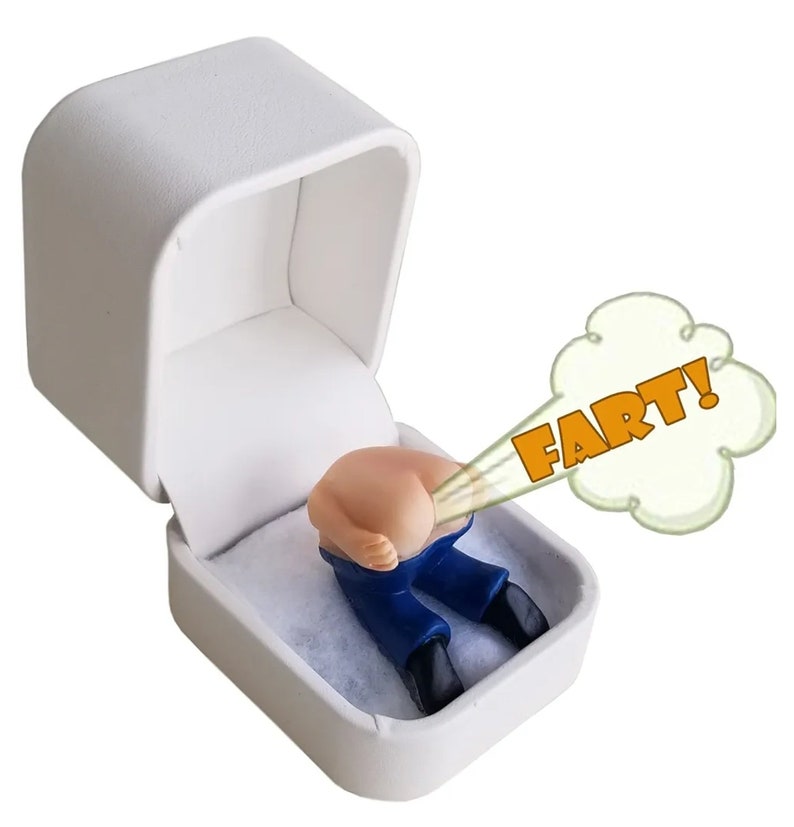 The Moon Ring™© Farting Butt in a Ring Box No Ring SAME DAY SHIPPING Perfect Valentine's Day Gift OG - Vanilla