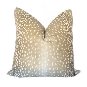 Fawn Antelope Print Pillow Cover , antelope pillow cover, fawn lumbar pillow