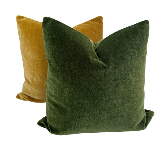 Dark green accent pillows hotsell