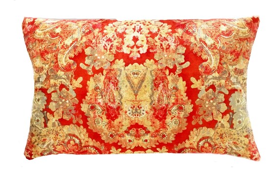 DUCHESS WITH CROWN ON CREAM CHENILLE CUSHION INC PADDING CAN BE PERSONALISED.