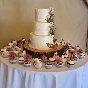 Sustainable wooden log cake stand, rustic or sanded wedding cake celebration log stands. REAL WOOD! Display purpose cake stands image 16