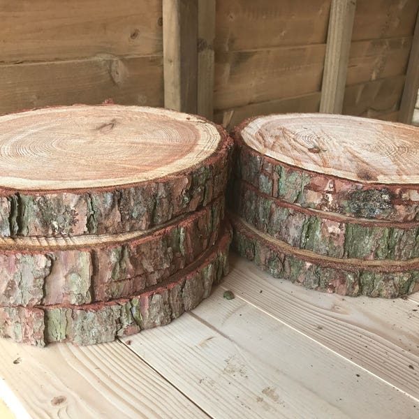 Six 10" Rustic log slices x 2" thick, great for table centres and decoration