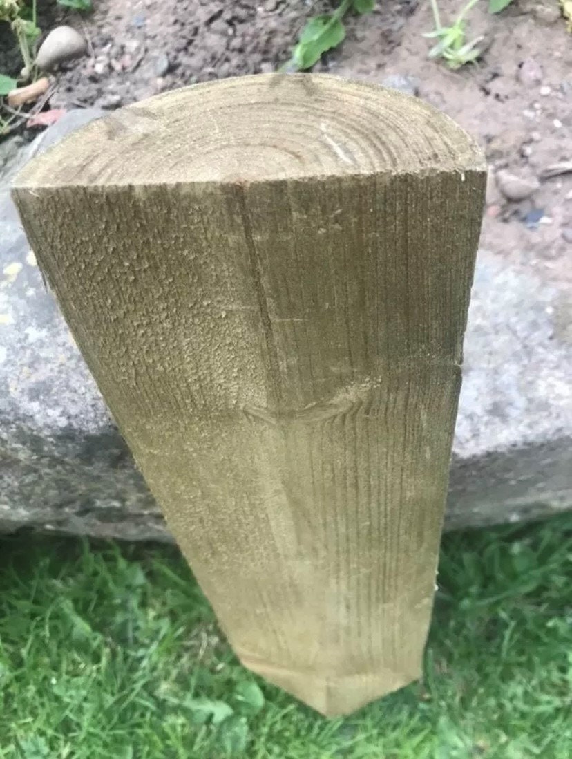 Half round wooden garden edging stakes pack of 18 16 Etsy 日本