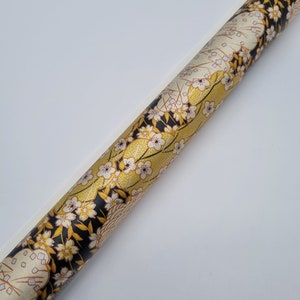 Japanese Yusenshi - Origami Paper Washi/Chiyogami - Gold Floral Design on Black