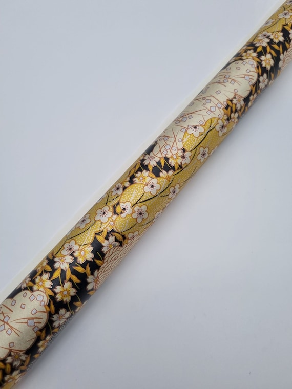 Japanese Yusenshi - Origami Paper Washi/Chiyogami - Gold Floral Design on Black