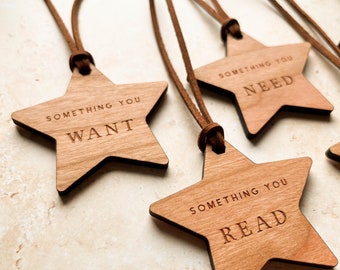 Etichette regalo natalizie a forma di stella in legno, Voglio, Bisogno, Indossa, Leggi, Condividi, Set da 5