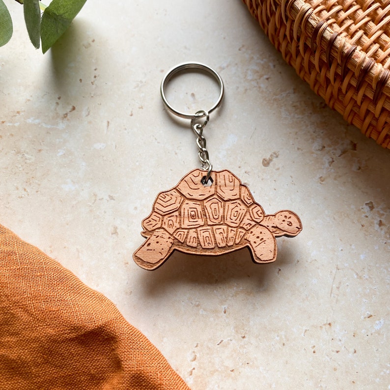 Turtle Keyring, Wooden Keyring, Wild Life Keyring, Cute Turtle Keyring, Turtle Gifts, Tortoise Keychain, Animal Lover Gift image 2