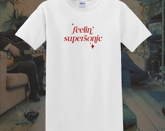 Feeling Supersonic Oasis Inspired Unofficial Merch - Retro 70s style typography Definitely Maybe band tee