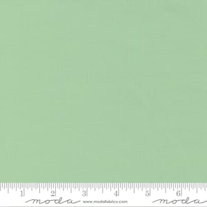 Moda Bella Solids Mint
