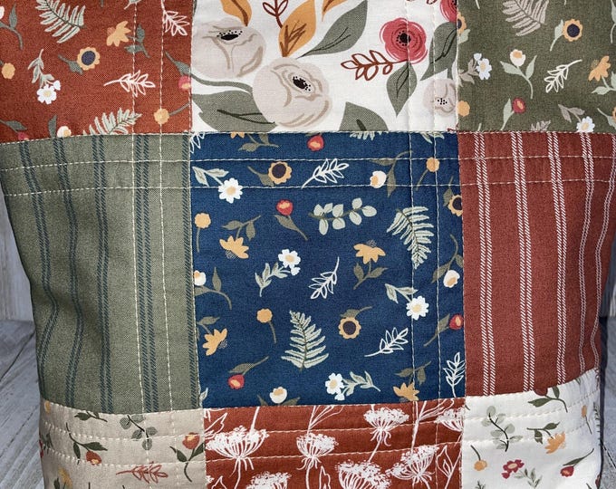 Quilted Bag, Handmade Bag, Handmade Tote, Bag, Tote, Quilted Tote, Homemade Bag, Homemade Tote, Lined Bag, Lined Tote