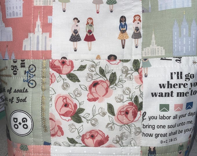 Quilted bag, bag, tote, quilted bag, quilted tote, handmade bag, handmade tote, handmade quilt tote, LDS Missionary gift, sister missionary