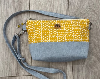 Bright Spring/Summer Crossbody bag.  Perfect graduation, birthday, or mother’s day gift.