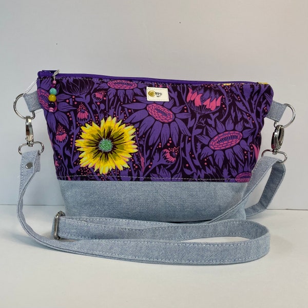 Bright Spring/Summer Crossbody bag.  Perfect graduation, birthday, or mother’s day gift.