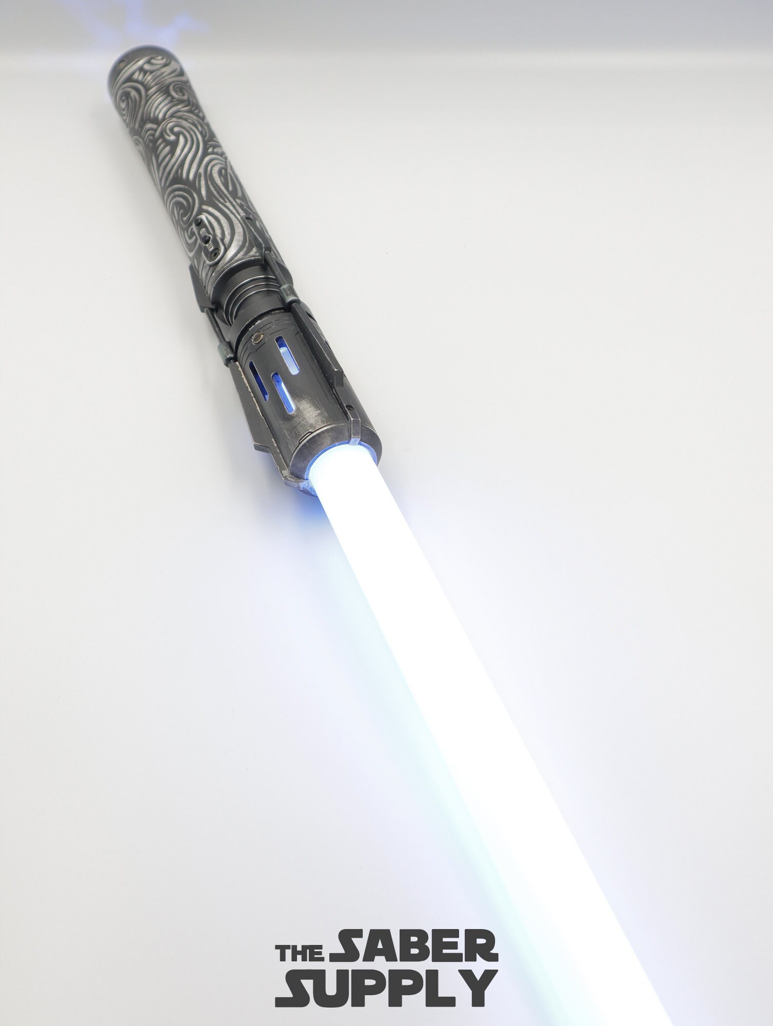 セールELF Darksaber 新型　カスタムライトセーバー Proffie セールELF Darksaber 新型 カスタムライトセーバー Proffie